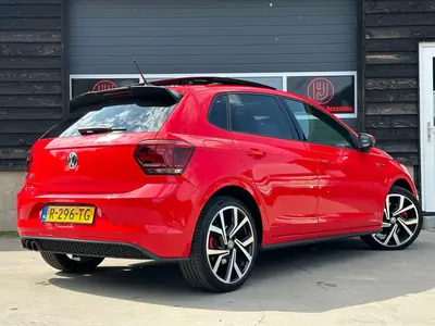 Volkswagen Polo - Thumbnail 5