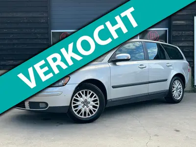 Volvo V50 - Thumbnail 1