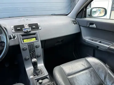 Volvo V50 - Thumbnail 13