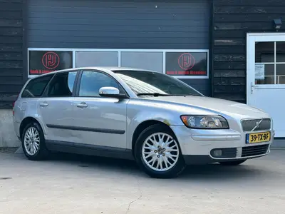 Volvo V50 - Thumbnail 3