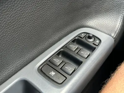 Volvo V50 - Thumbnail 24