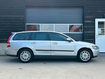 Volvo V50 - Thumbnail 8