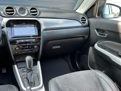 Suzuki Vitara - Thumbnail 15