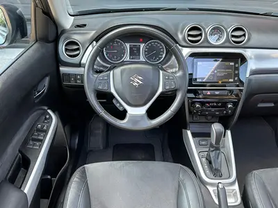 Suzuki Vitara - Thumbnail 17