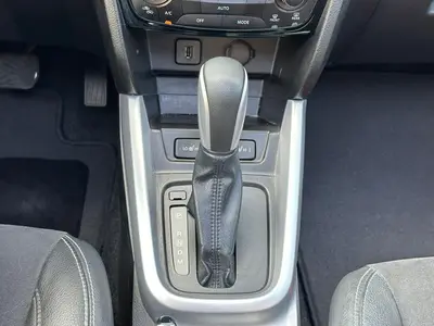 Suzuki Vitara - Thumbnail 23