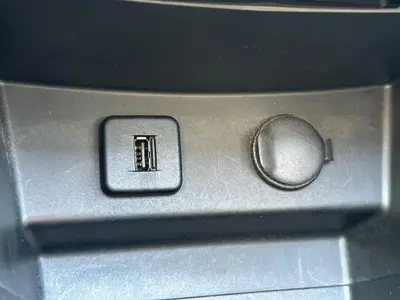 Suzuki Vitara - Thumbnail 25