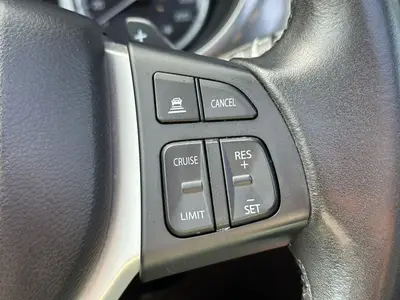 Suzuki Vitara - Thumbnail 30