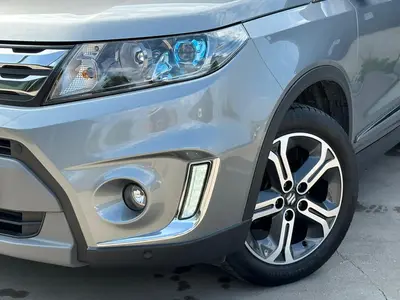 Suzuki Vitara - Thumbnail 34