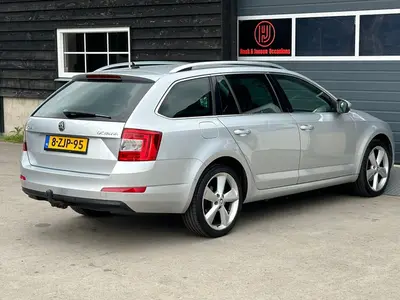 Octavia - Thumbnail 31