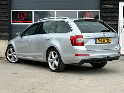 Octavia - Thumbnail 5