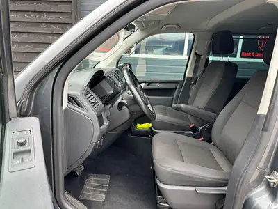 Volkswagen Transporter Caravelle - Thumbnail 11