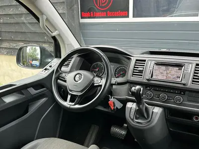 Volkswagen Transporter Caravelle - Thumbnail 14