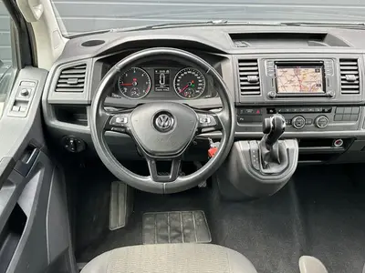 Volkswagen Transporter Caravelle - Thumbnail 15