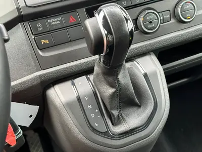 Volkswagen Transporter Caravelle - Thumbnail 20