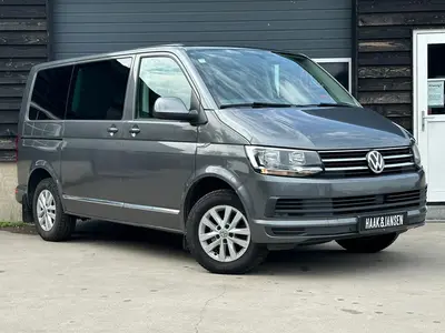 Volkswagen Transporter Caravelle - Thumbnail 3