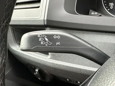 Volkswagen Transporter Caravelle - Thumbnail 22