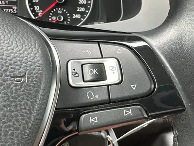 Volkswagen Transporter Caravelle - Thumbnail 24