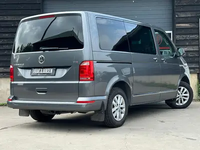 Volkswagen Transporter Caravelle - Thumbnail 4