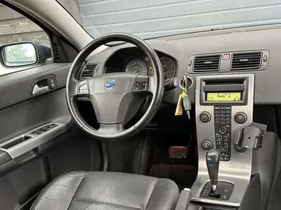 Volvo V50 - Thumbnail 14