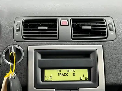 Volvo V50 - Thumbnail 24