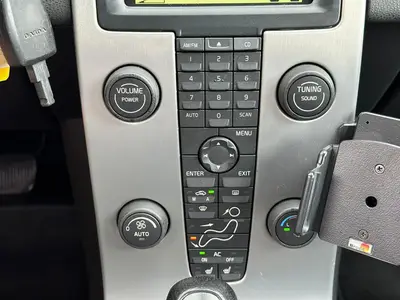 Volvo V50 - Thumbnail 25