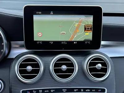 Mercedes-Benz C-Klasse - Thumbnail 17