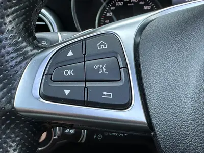 Mercedes-Benz C-Klasse - Thumbnail 24