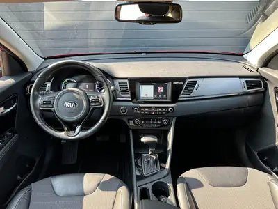 Kia Niro - Thumbnail 12
