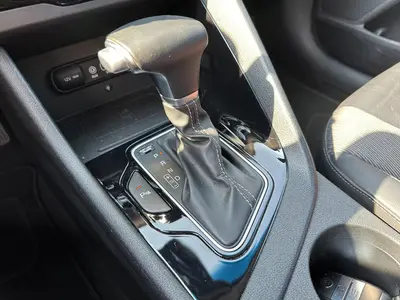 Kia Niro - Thumbnail 20