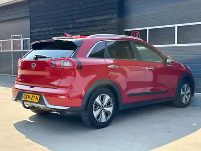 Kia Niro - Thumbnail 34