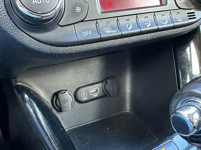 Kia cee'd - Thumbnail 22