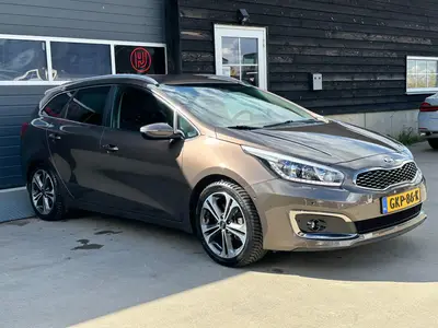 Kia cee'd - Thumbnail 36