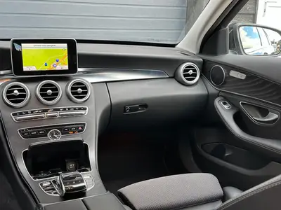 Mercedes-Benz C-Klasse - Thumbnail 12