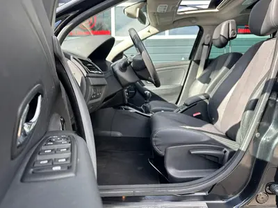 Renault Mégane Estate - Thumbnail 10