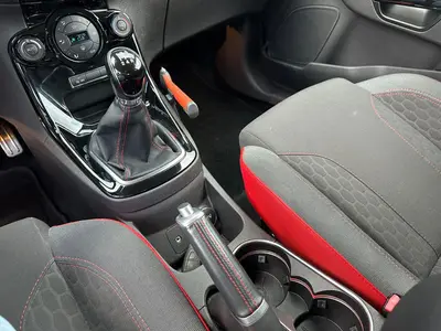 Ford Fiesta - Thumbnail 19