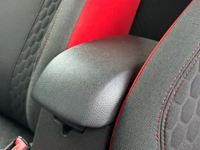 Ford Fiesta - Thumbnail 20