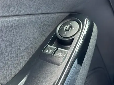 Ford Fiesta - Thumbnail 27