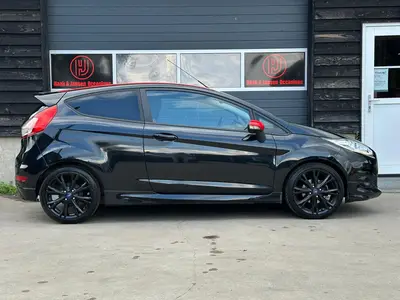 Ford Fiesta - Thumbnail 9