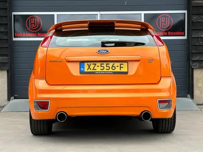 Ford Focus - Thumbnail 7