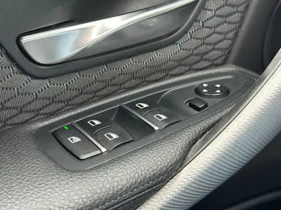 BMW 3 Serie - Thumbnail 16