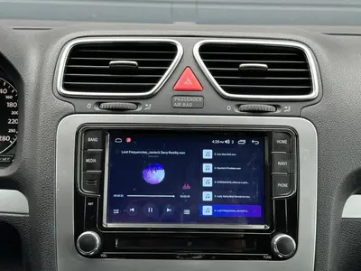 Volkswagen Scirocco - Thumbnail 22