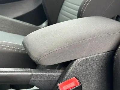 Volkswagen Scirocco - Thumbnail 24