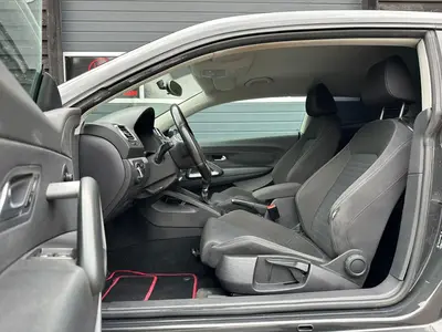 Volkswagen Scirocco - Thumbnail 10