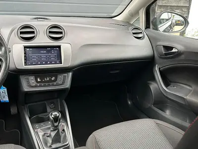 SEAT Ibiza - Thumbnail 13