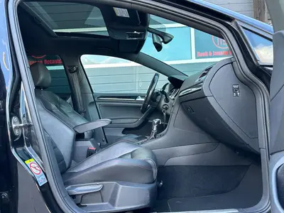 Volkswagen Golf - Thumbnail 12