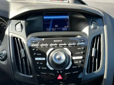 Ford FOCUS Wagon - Thumbnail 20