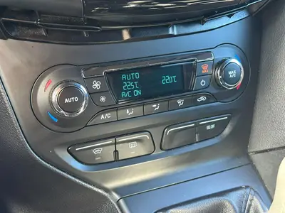 Ford FOCUS Wagon - Thumbnail 21