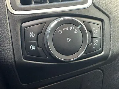 Ford FOCUS Wagon - Thumbnail 29