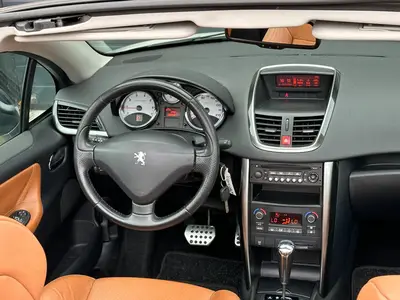 Peugeot 207 - Thumbnail 16