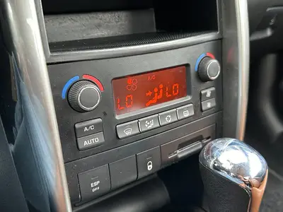 Peugeot 207 - Thumbnail 19